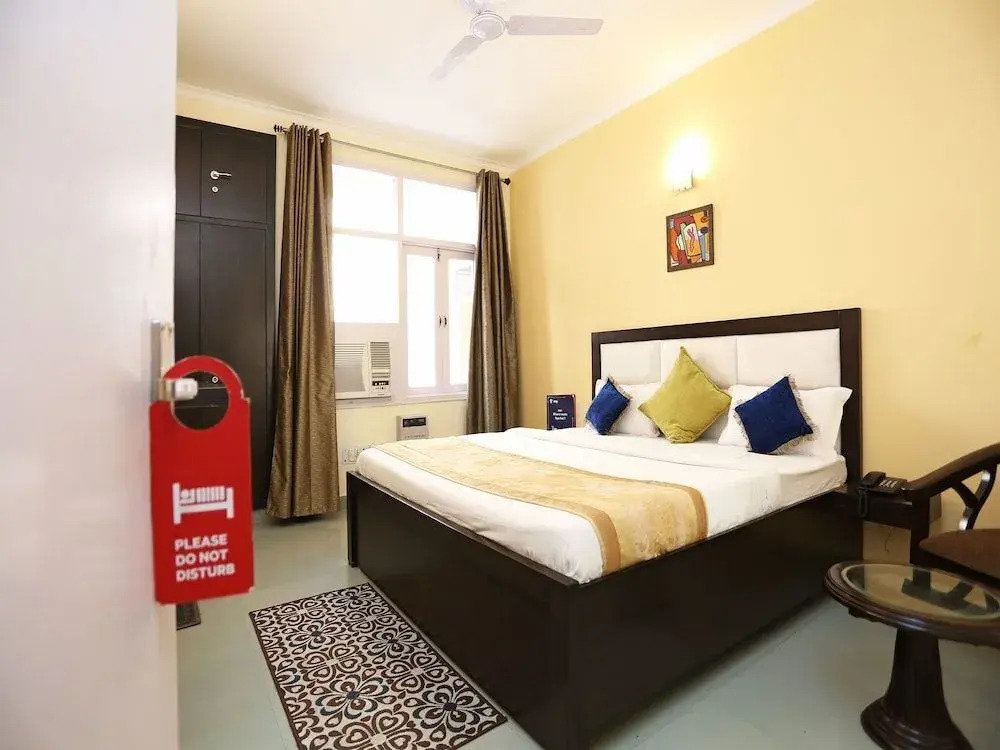 Hotel Mascot Quattro By OYO Rooms