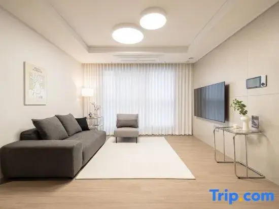 Mount Air Condo