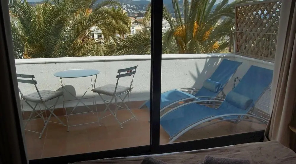 Port Alegre Attic by Hello Apartments Sitges