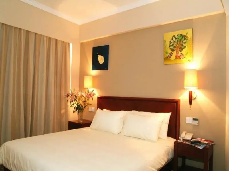 Qingdao ST. Paradise Hotel
