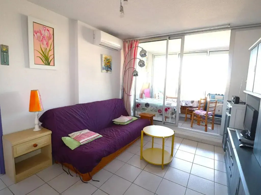 Appartement Le Grau-du-Roi, 2 pièces, 6 personnes - FR-1-307-147
