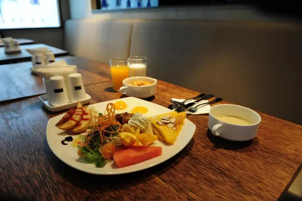Tria Hotel
