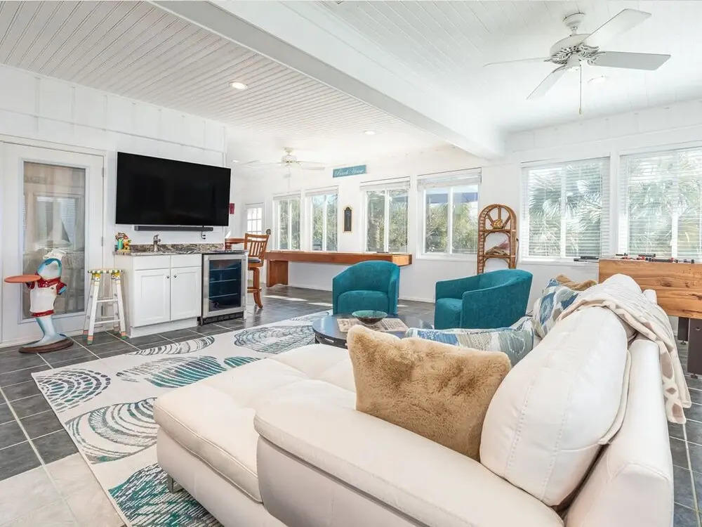 Hang Ten by Tybee Vacation Rentals