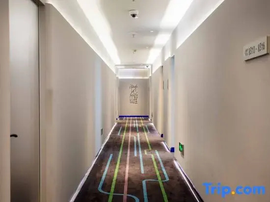 WanYoo E-sports Hotel (Shanghai Yangpu North Bund Xinhua Hospital Branch)