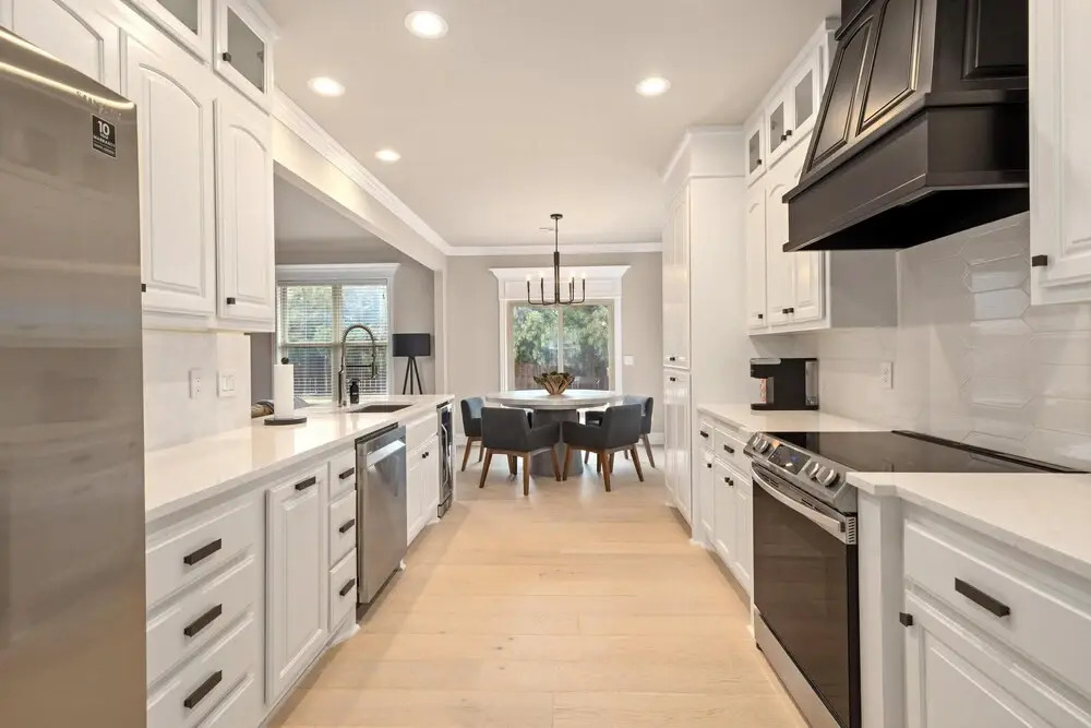 The Hearth House - Quiet Rogers Retreat - Newly Renovated