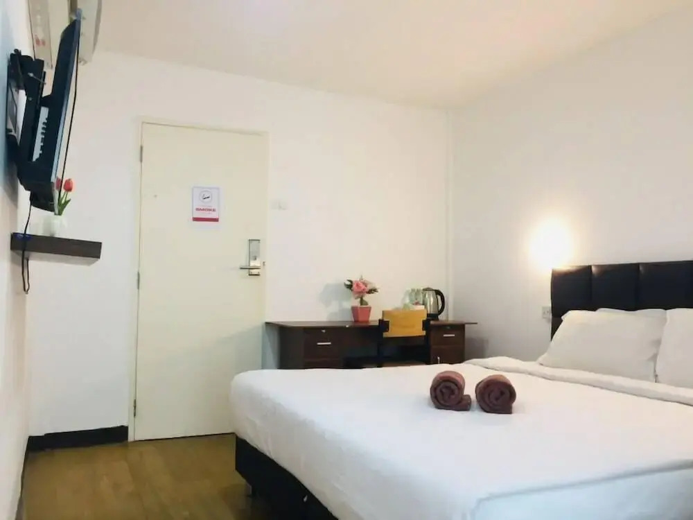 Owl's Nest Hostel