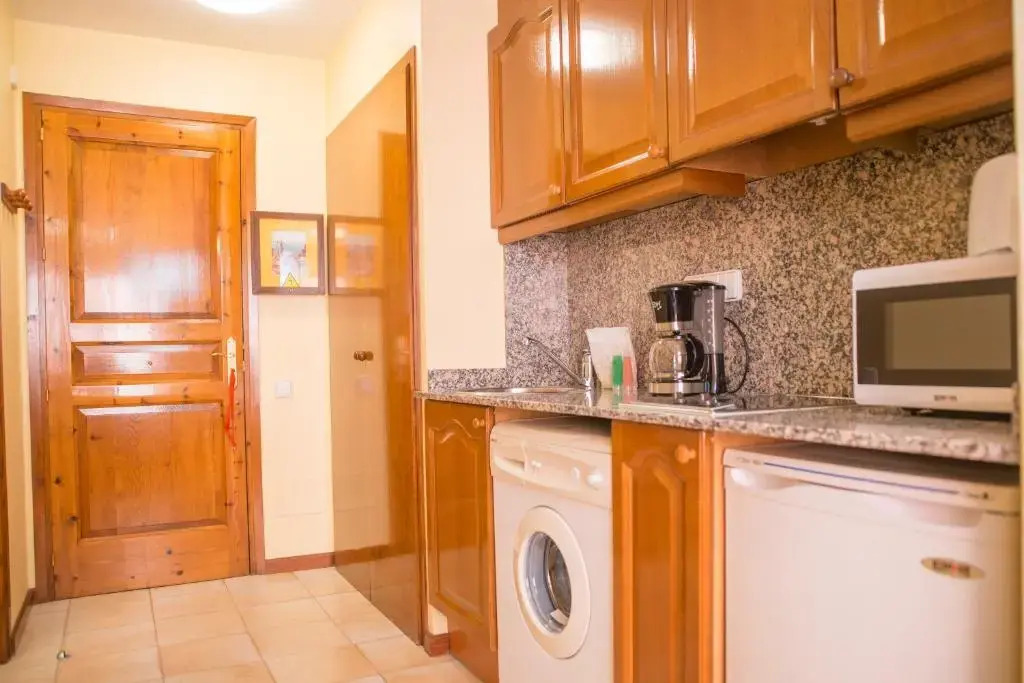 AC Apartaments Solana Ransol