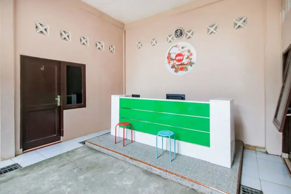 RedDoorz at Sonya Homestay Tebing Tinggi
