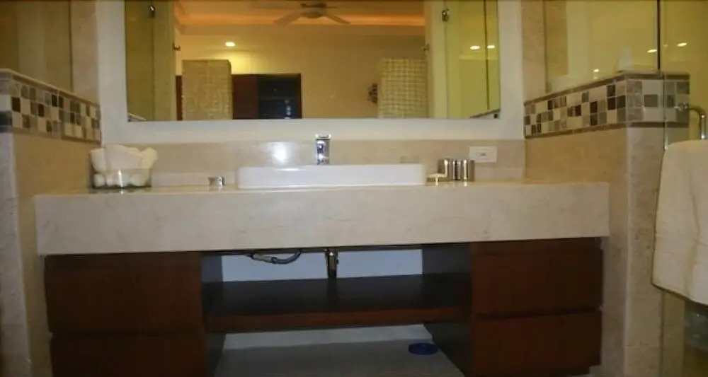 Romantic Zone V399 1 Bedroom
