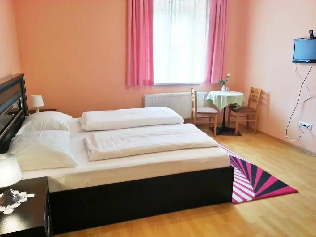 Pension Weisses Lamm
