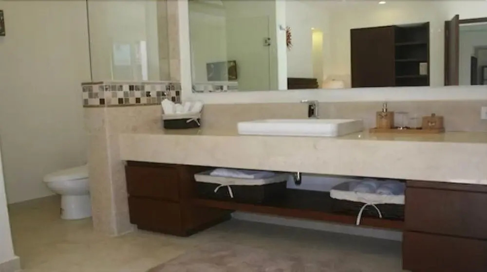 Romantic Zone V399 1 Bedroom