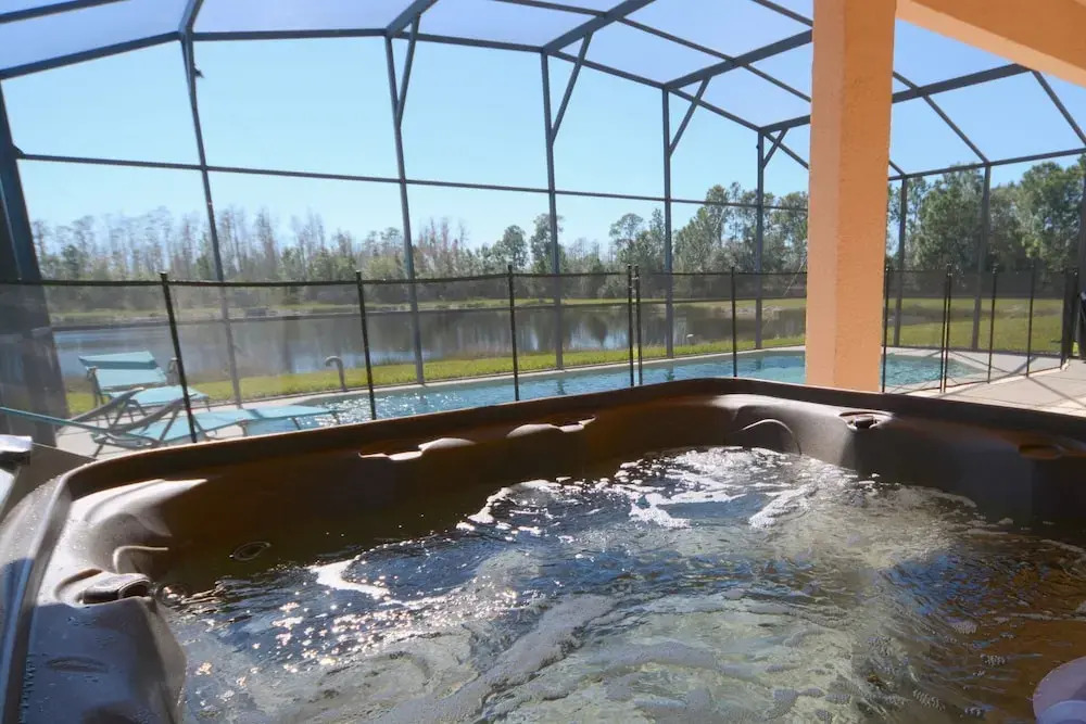 87631 Games Room+2-masters+hottub+water View!