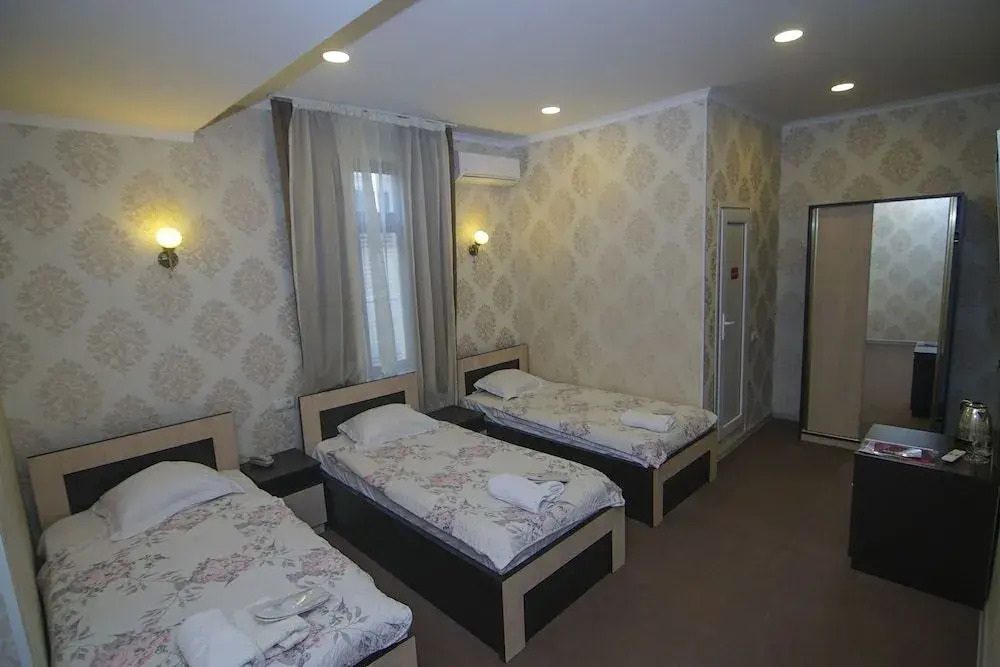 Arena Inn