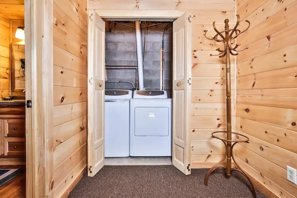Total Seclusion - 5 Br Home
