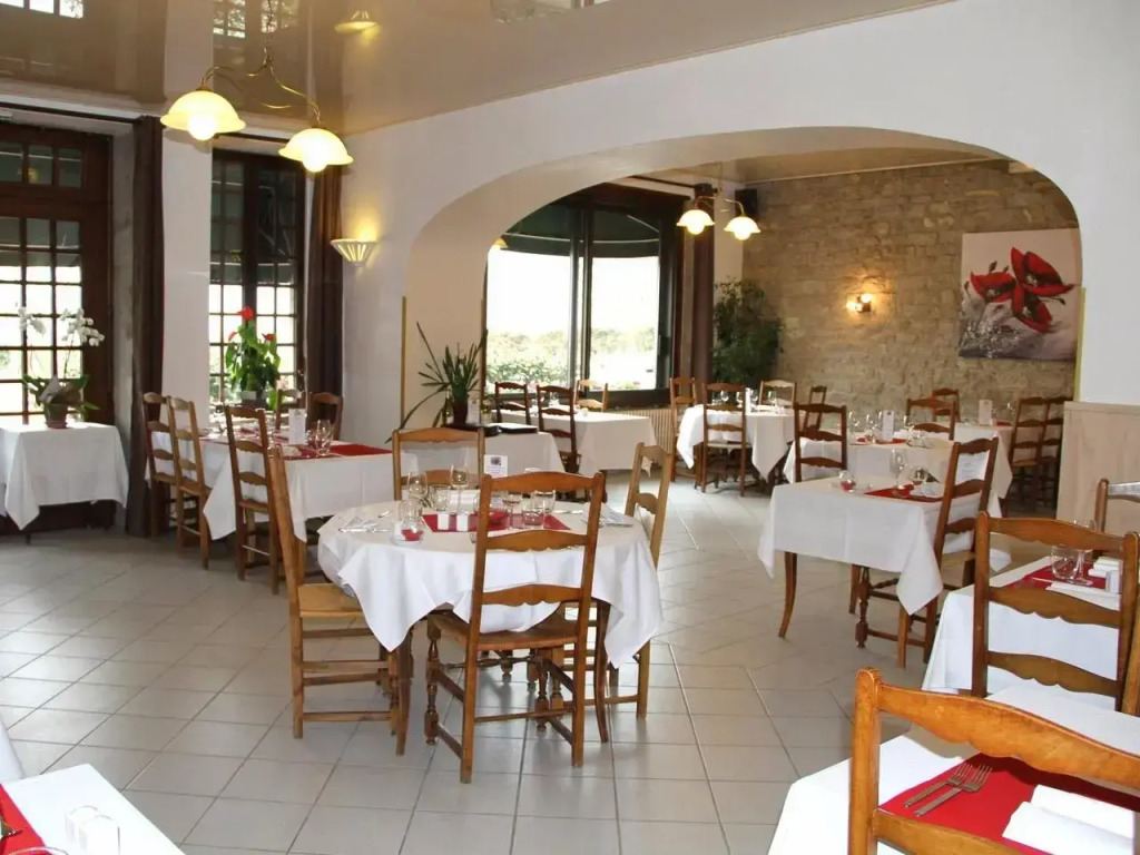 Hostellerie des Monts Jura