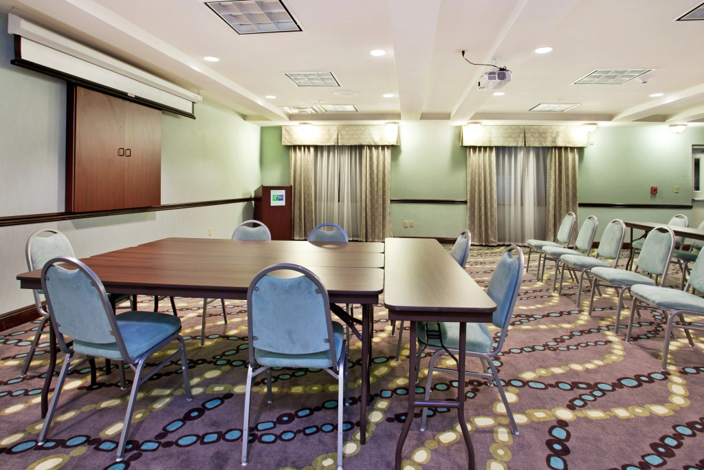 Holiday Inn Express Picayune-Stennis Space Center by IHG