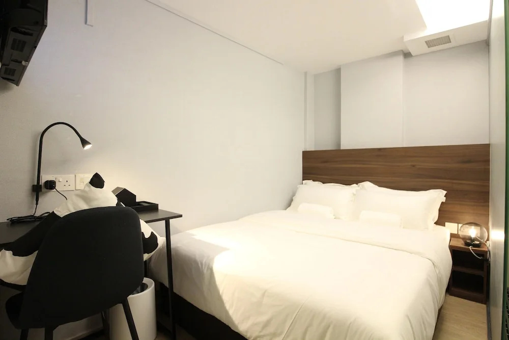 ST Signature Bugis Beach, SHORT OVERNIGHT, 8 Hours, 11PM-7AM