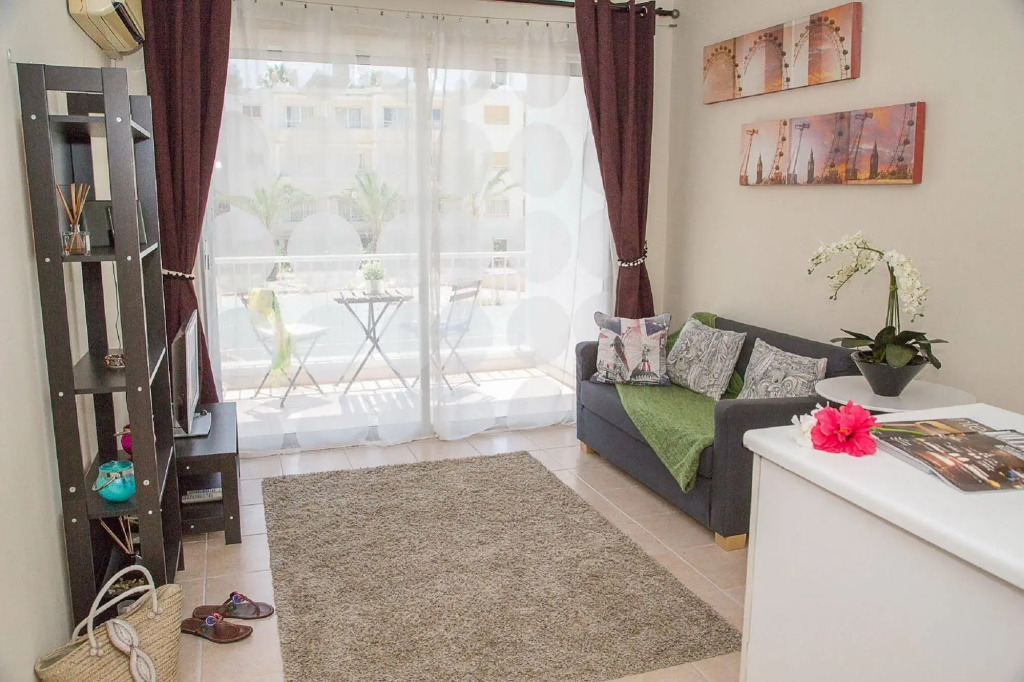 Paphos Love Nest Apartment