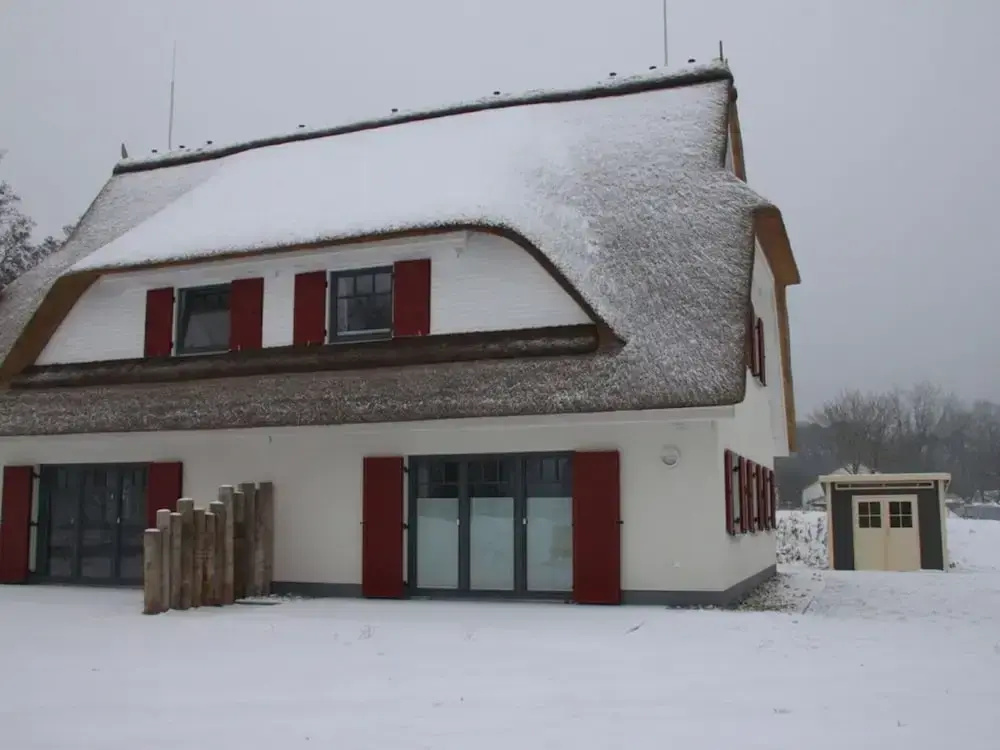 Rieten Huis "oostzeegolf"