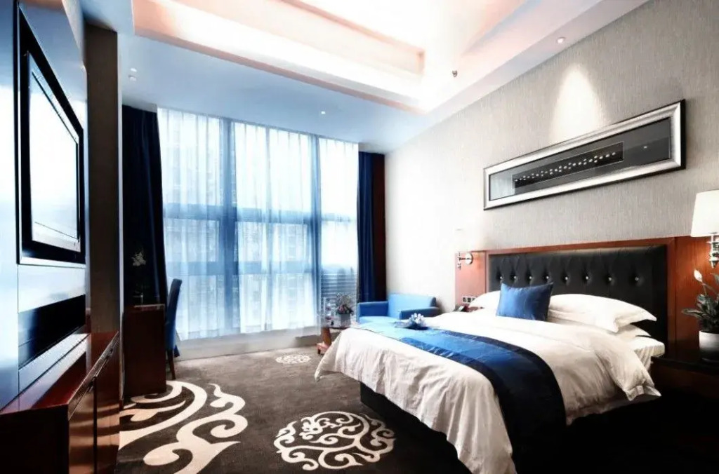 Hua Nian Shi Jia Hotel