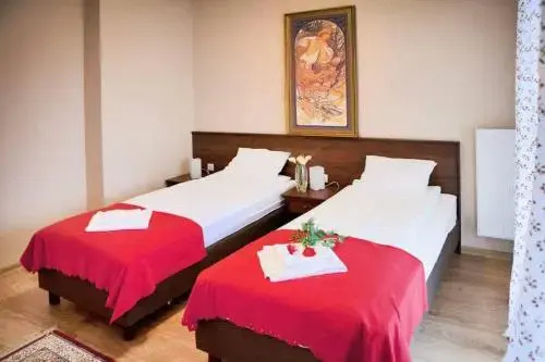 Bialy Kruk Hotel