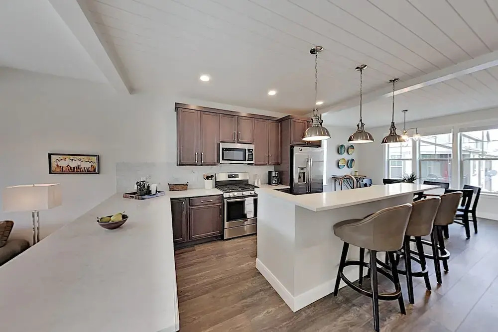 1072wcat 4 Bedroom Home