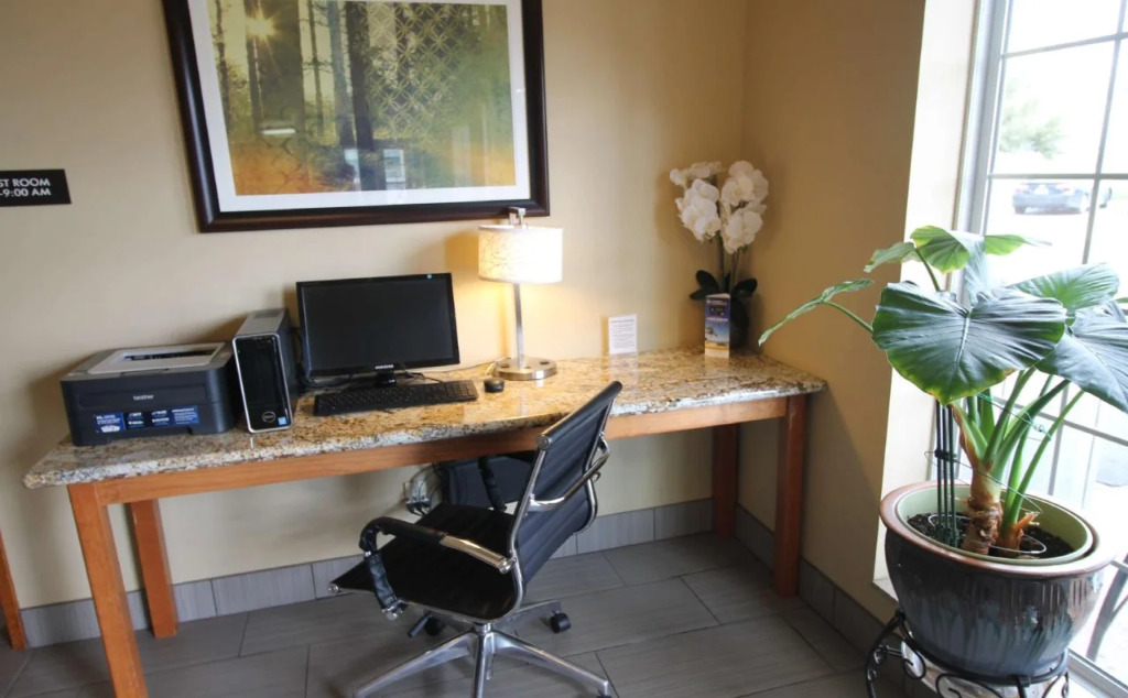 Best Western Liberty Inn