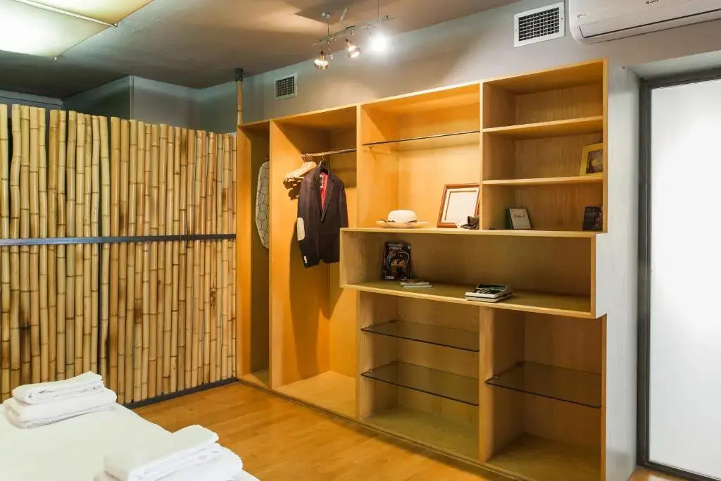 Artists’ favorite Spacious Loft near Acropolis!!