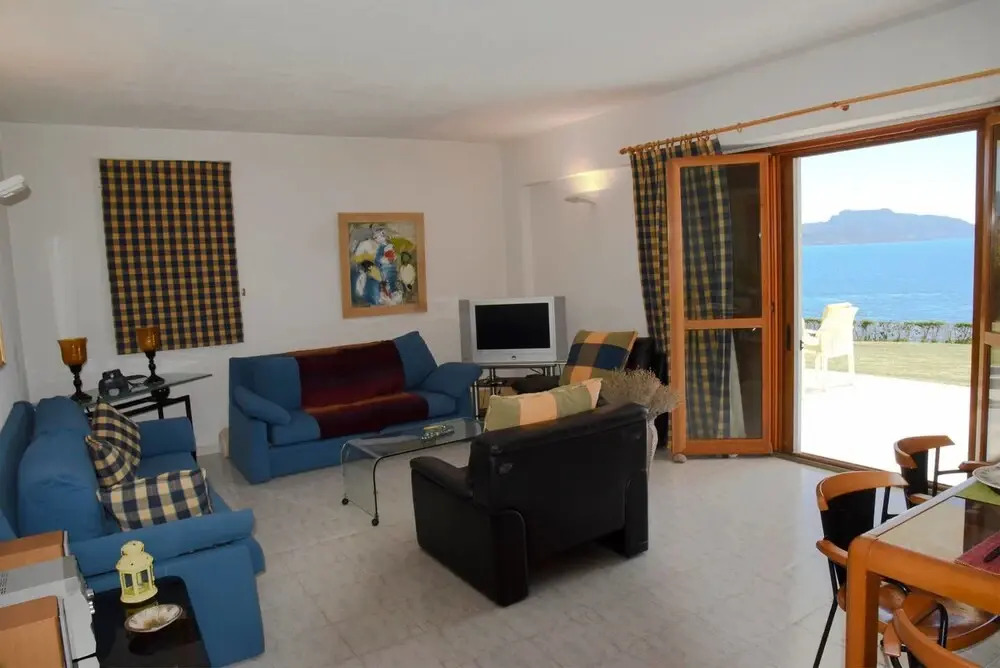 Ground Floor apt. · Villa by the Sea