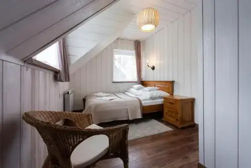 Domki i Apartamenty Cicha Dolina - jacuzzi, sauna, basen