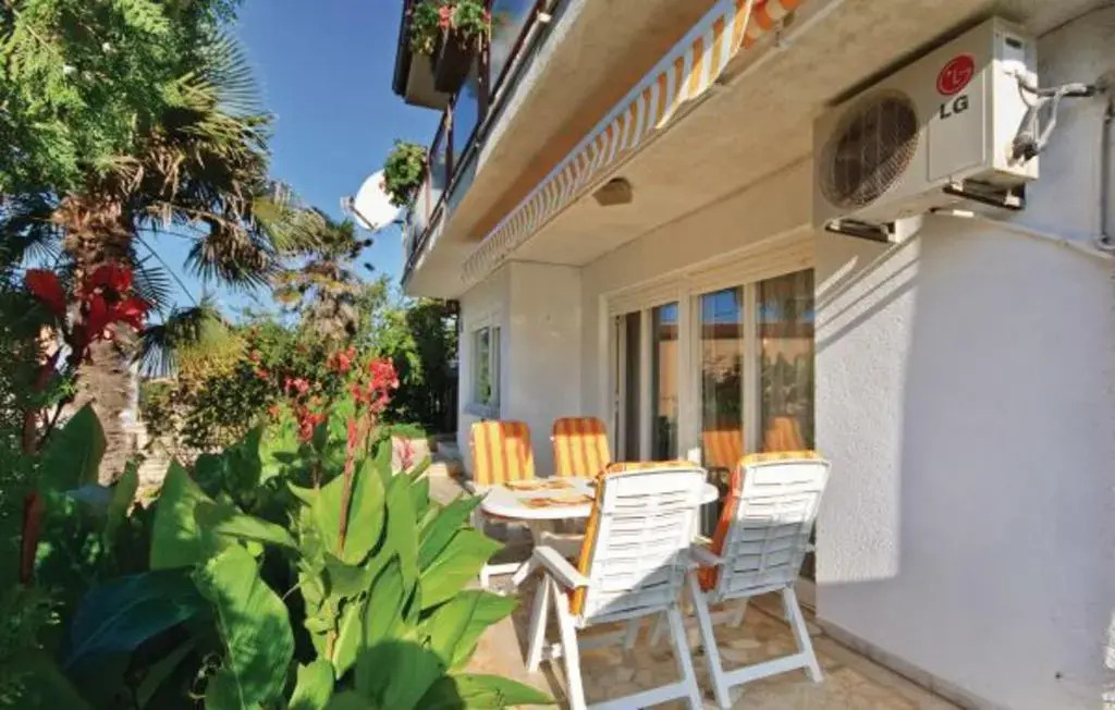 Apartment Vesna 812