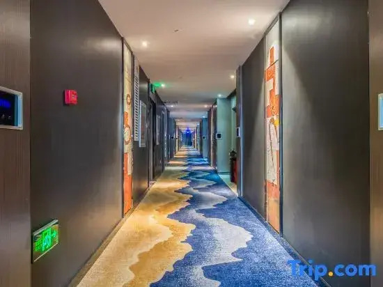 Sewen Hotel (Zhengzhou Jindai Industrial Park Cloud Times Square Branch)