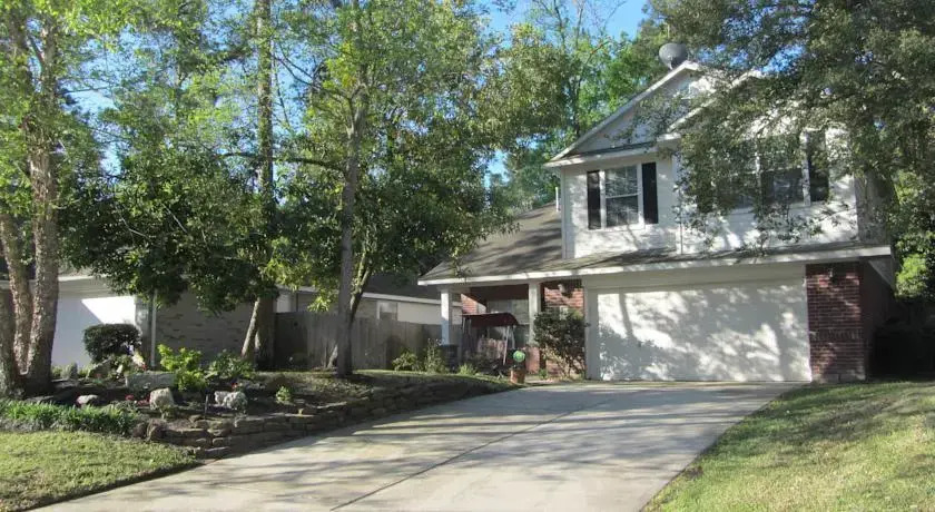 Relaxing 4 Bedroom Home