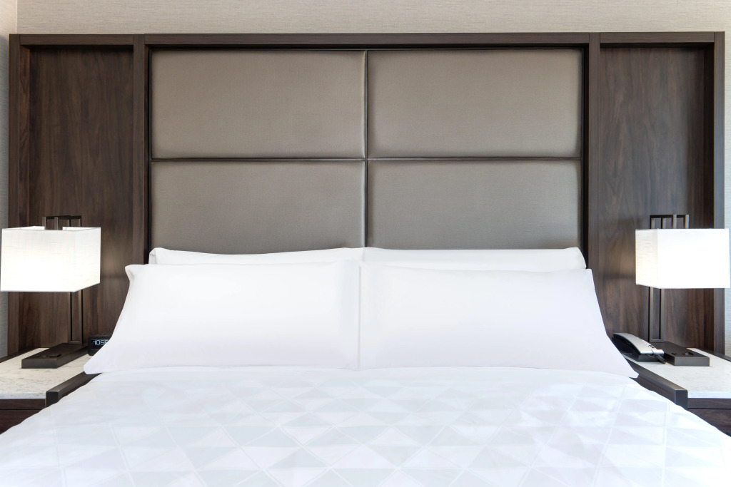 Holiday Inn Boston Logan Airport - Chelsea by IHG