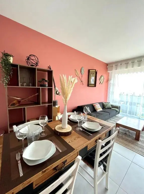 2 Bedrooms - Sea View Apartment