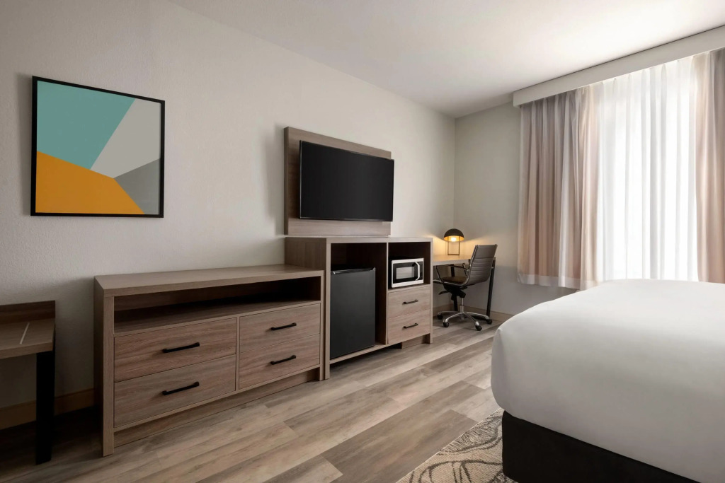 La Quinta Inn & Suites by Wyndham Montgomery