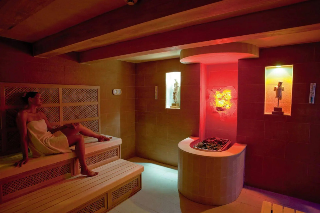 Amathus Elite Suites(Ixia)
