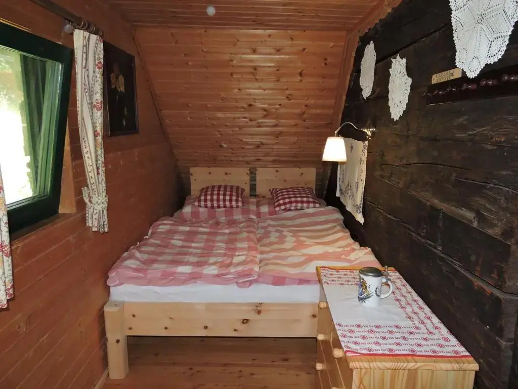 Glühwürmchenhütte und Romantikhütte