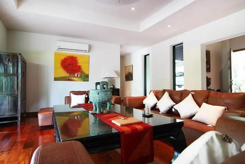 Villa Narumon 5 Bed Staffed Property with In House Chef and Free Electricity