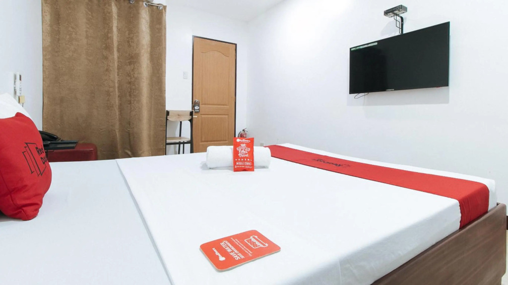 RedDoorz at San Antonio Makati