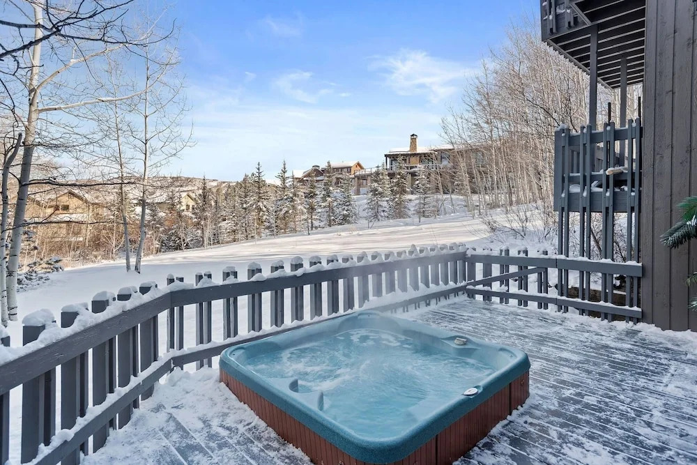 Snowmass 3 Bedroom Private Hot Tub 131
