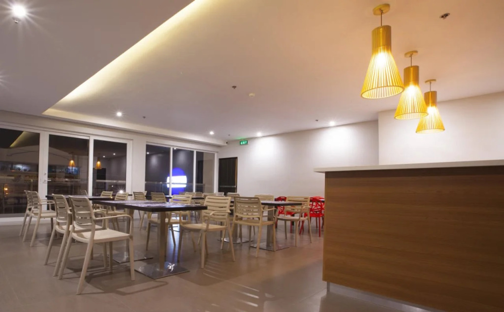 1A Express Hotel