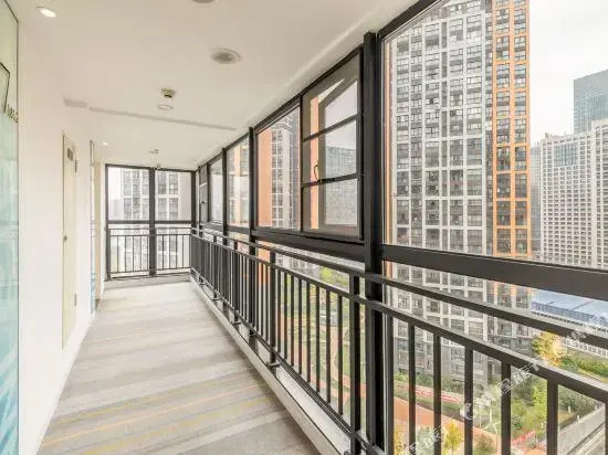 Brand new 7 days hotel (Guiyang Century City Exhibition Center)