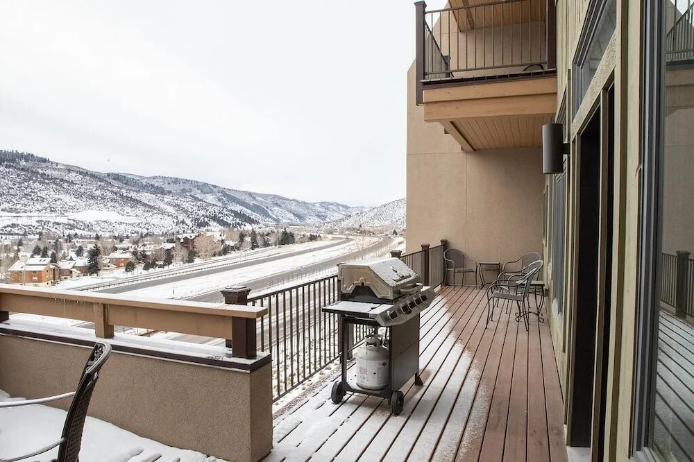 6 Chambertin Townhomes 4 Bedroom Townhouse by RedAwning