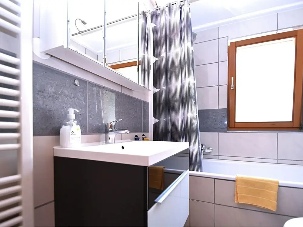 Modern Apartment on the 1st Floor at the Foot of the Feldberg with Use of Garden