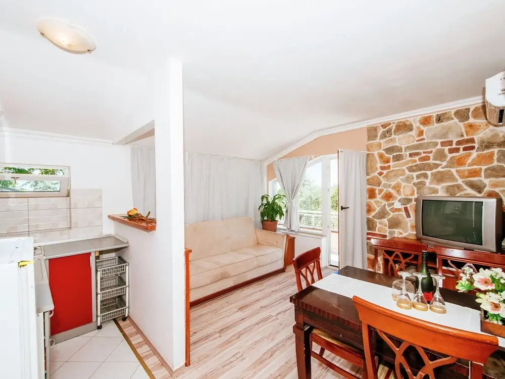 Cozy Holiday Home in Zadar with Swimming Pool