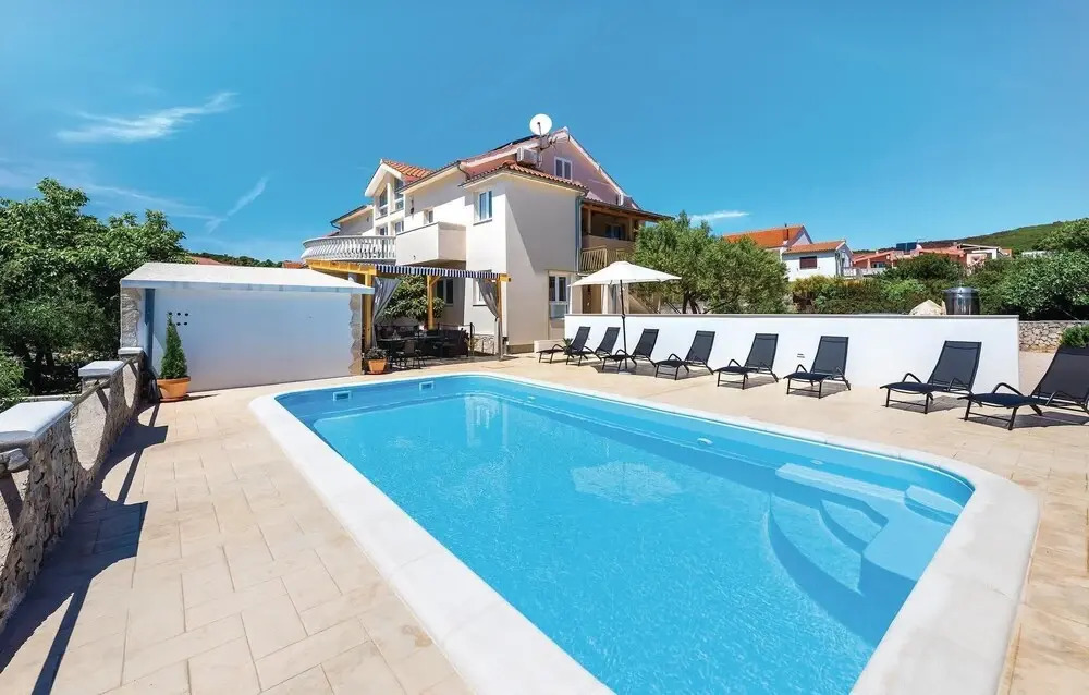 Nice Home in Tribunj With Wifi, 9 Bedrooms and Outdoor Swimming Pool