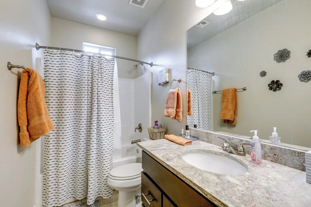 Spacious Retreat < 3 Mi to Downtown Flagstaff!