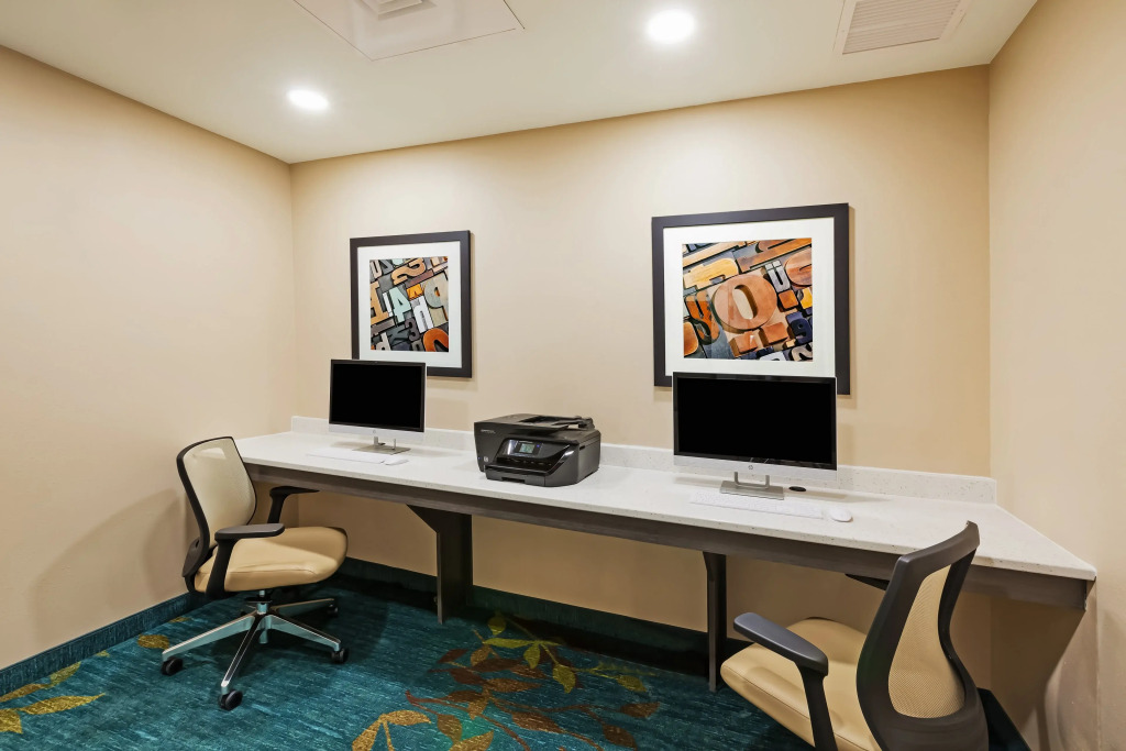 Candlewood Suites Lenexa - Overland Park Area by IHG