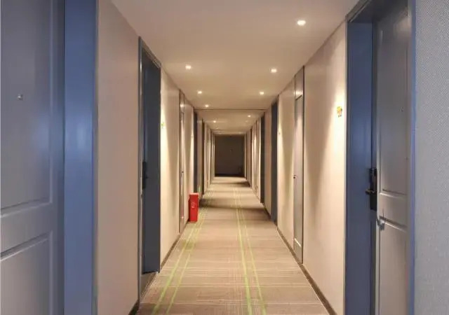 Premier City Comfort Hotel Chengdu Tiashen Nan Road Metro Station